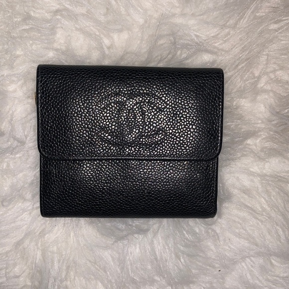 CHANEL Handbags - Chanel Caviar Wallet